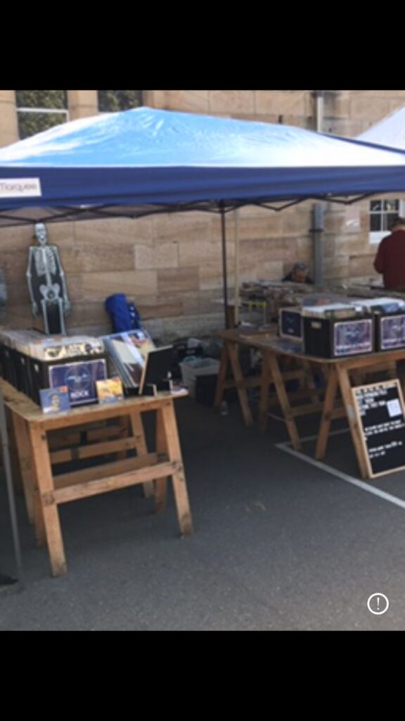 Fool on the Hill T/A Side B Vinyl Pty Ltd